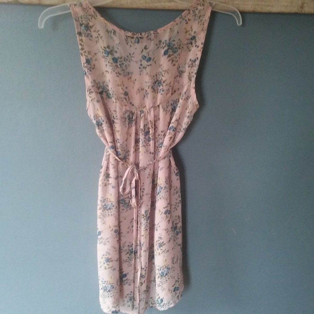 blouse - Picture 3 of 4